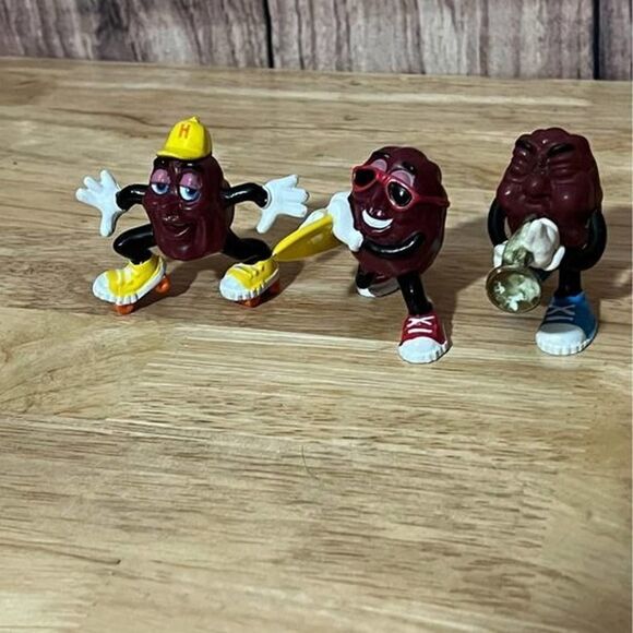 California Raisins Figures 1988 - Lot of 3 – Applause CALRAB – 2.25” to 3” - Picture 3 of 8
